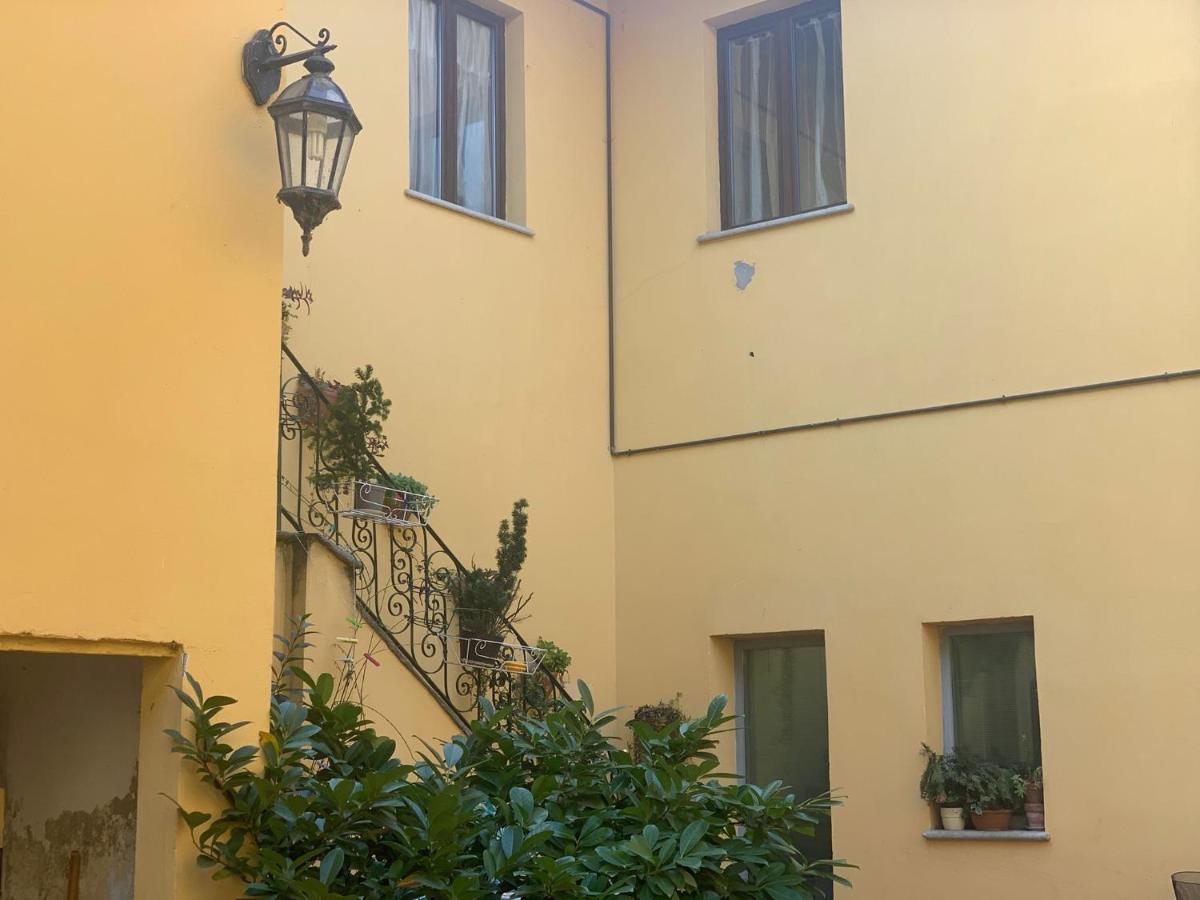 Novi Ligure Private Apartment Kültér fotó